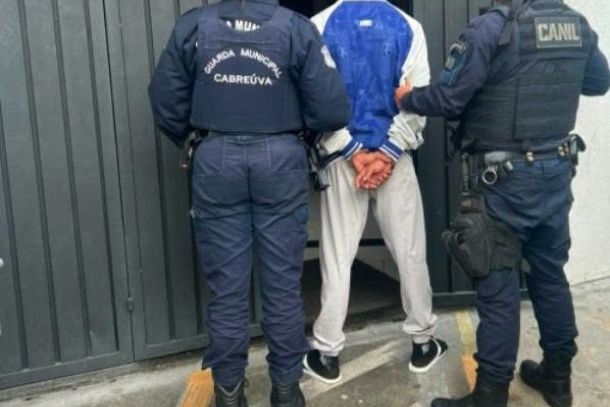 Guarda captura foragido e encontra R$ 6,4 mil em resid&ecirc;ncia