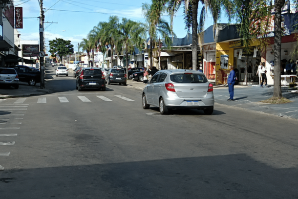 Motoristas de Cabre&uacute;va devem ficar atentos ao licenciamento
