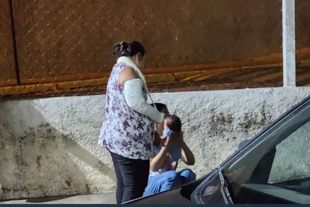Mulher tem o bra&ccedil;o quebrado quando estava sendo transportada por ambul&acirc;ncia da Prefeitura de S&atilde;o Jos&eacute; do Rio Pardo 