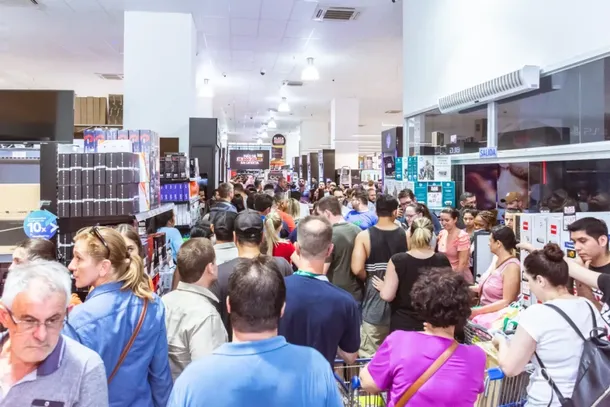 Galerias lotadas no pen&uacute;ltimo dia da Black Friday no Paraguai