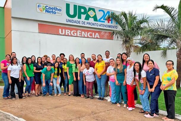 Equipe da UPA Coelho Neto, recepcionando nova coordenadora