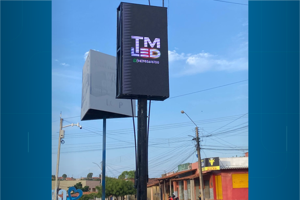 Totem de Led para propaganda visual em Coelho Neto