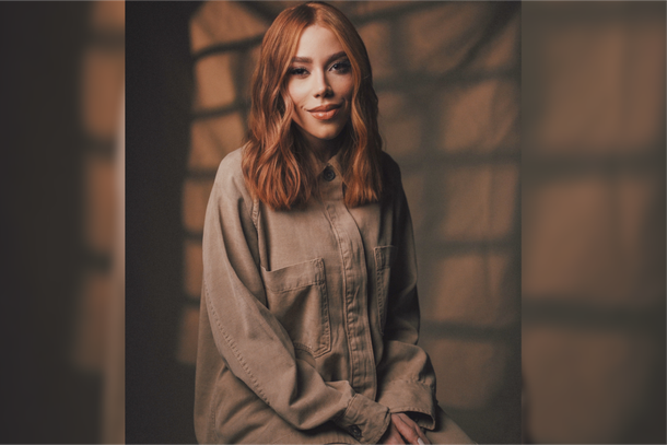 Cantora e Compositora Gospel, Julliany Souza