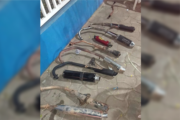 Escapamentos adulterados apreendidos pela Pol&iacute;cia Militar 