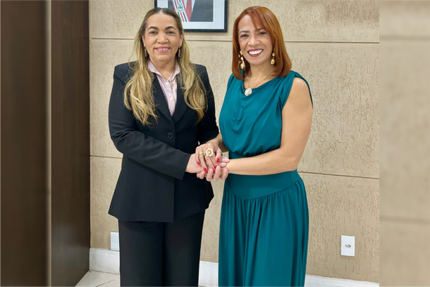Coronel Augusta Andrade e Secret&aacute;ria Municipal da Mulher, Flaynie R&ecirc;go
