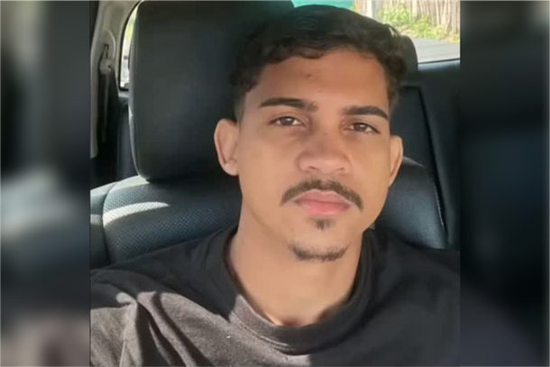Joadson Pereira Santos, de 21 anos, v&iacute;tima de acidente de tr&acirc;nsito  