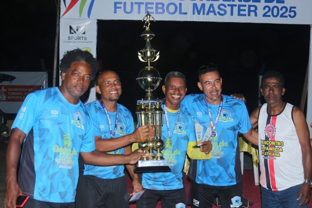 A Associa&ccedil;&atilde;o Craque das Antigas foi a grande campe&atilde; da copa