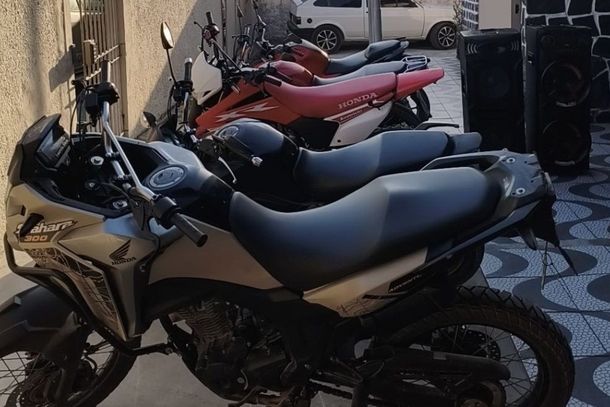 As motocicletas foram apreendidas durante blitz no S&iacute;tio do Conde