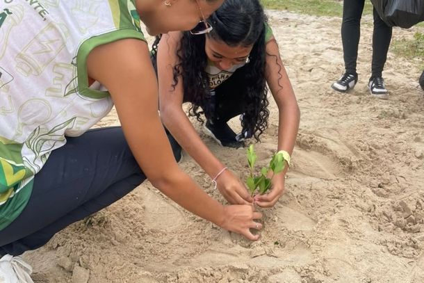 Alunos participam de a&ccedil;&otilde;es ambientais durante Semana do Meio Ambiente em Conde