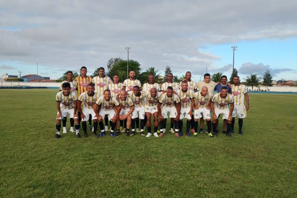 Representando Conde, Soc&ocirc;co vence Entre Rios e fica a um jogo da final da Copa Master