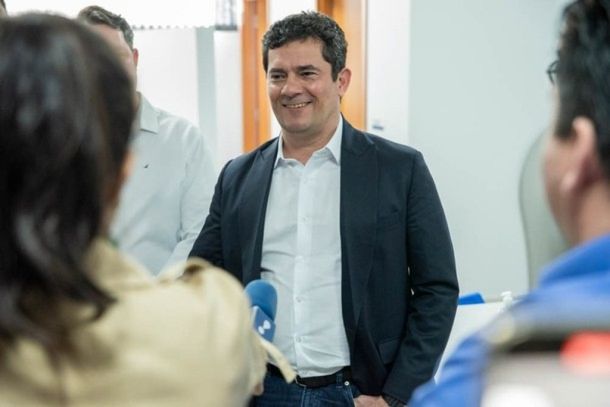  S&eacute;rgio Moro superou Alvaro Dias (Podemos), apontado pelas pesquisas como favorito ao cargo