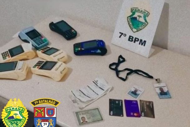 O golpista estava hospedado em um hotel de Goioer&ecirc;, onde foram encontradas v&aacute;rias m&aacute;quinas de cart&atilde;o de cr&eacute;dito 