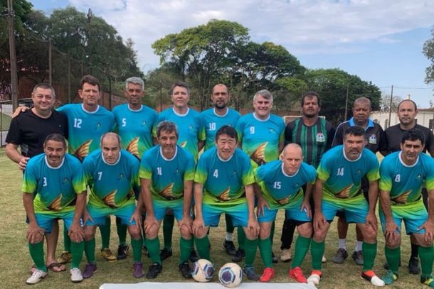Equipe +50 de Cruzeiro do Oeste chega &agrave; fase final do Bom de Bola 2025 em Apucarana.