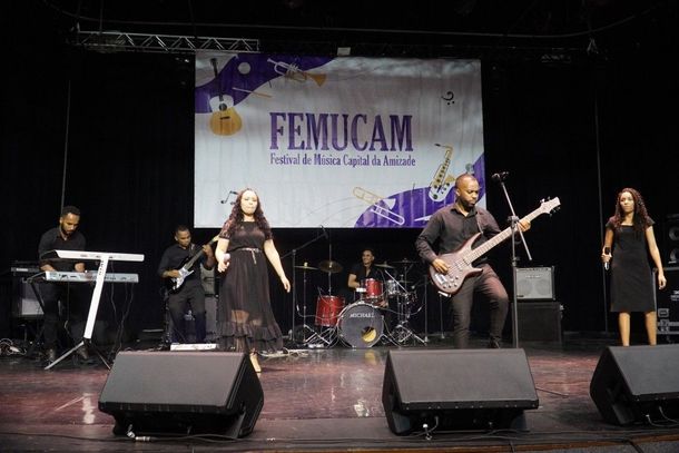 XI FEMUCAM promete agitar Umuarama com a energia das bandas locais.