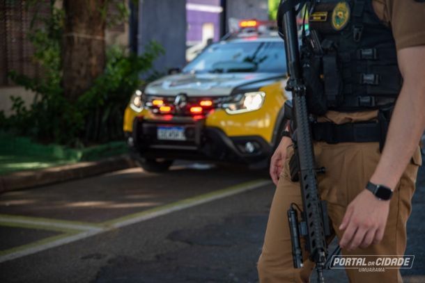 Pol&iacute;cia foi acionada ap&oacute;s caso de viol&ecirc;ncia dom&eacute;stica em Alto Piquiri; suspeito fugiu e ainda n&atilde;o foi localizado.
