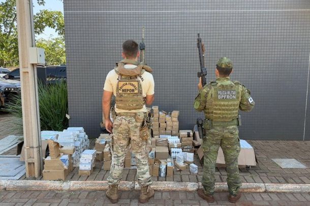 Carga com medicamentos, anabolizantes, cigarros eletr&ocirc;nicos e celulares foi apreendida durante opera&ccedil;&atilde;o no Rio Paran&aacute;; preju&iacute;zo ao crime supera R$ 1,2 milh&atilde;o.