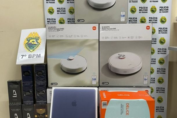 Mercadorias estrangeiras sem nota fiscal foram apreendidas durante abordagem da PM na PR-323.
