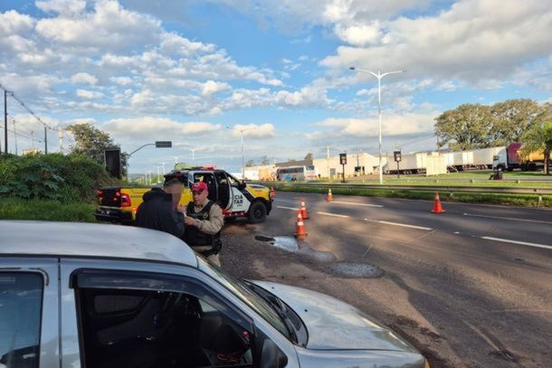 Motorista de 24 anos foi preso durante opera&ccedil;&atilde;o da Lei Seca ap&oacute;s baf&ocirc;metro apontar 0,79 mg/L em Umuarama.