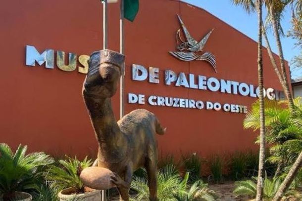 O Museu de Paleontologia de Cruzeiro do Oeste promove uma programa&ccedil;&atilde;o especial de 21 a 23 de julho para crian&ccedil;as a partir de 6 anos. As vagas s&atilde;o limitadas a 30 participantes por dia. N&atilde;o deixe para a &uacute;ltima hora!