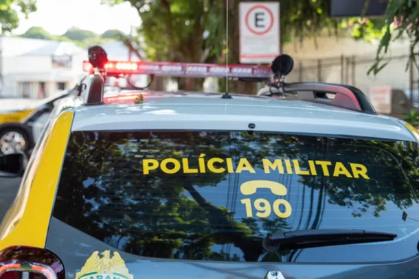 Jovem de 18 anos foi socorrido pelo SAMU ap&oacute;s ser agredido a pauladas no bairro Sonho Meu, em Umuarama.