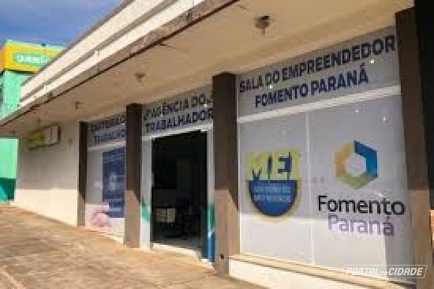 OPORTUNIDADE DE EMPREGO EM CRUZEIRO DO OESTE  A Londricotton est&aacute; com vaga aberta para auxiliar de produ&ccedil;&atilde;o (feminino).   Hor&aacute;rio: das 20h30 &agrave;s 4h10  Local: Rua Francisco Beltr&atilde;o, 1113, bairro Sul Brasileira  Interessadas devem enviar o curr&iacute;culo pelo WhatsApp: (44) 99175-2396