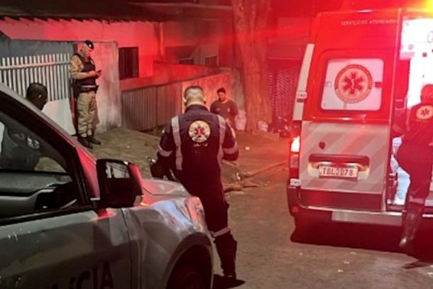 Investiga&ccedil;&atilde;o em andamento: Equipes do Samu, Pol&iacute;cia Militar e Pol&iacute;cia Cient&iacute;fica atenderam a ocorr&ecirc;ncia. O corpo foi encaminhado ao IML e o caso &eacute; investigado pela Pol&iacute;cia Civil.