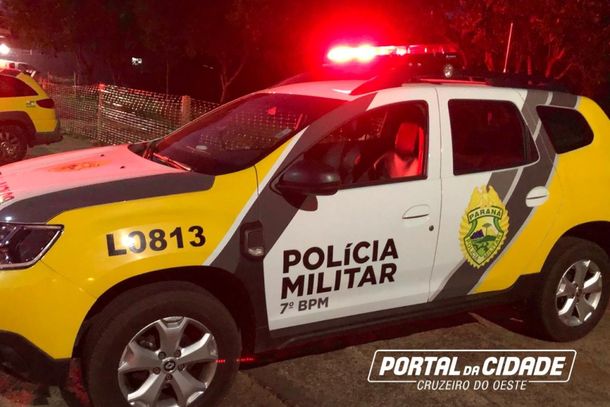 A&ccedil;&atilde;o conjunta da ROTAM e Pol&iacute;cia Civil apreendeu 60 papelotes de coca&iacute;na, uma pistola .380, carregadores e 27 muni&ccedil;&otilde;es em Cruzeiro do Oeste.