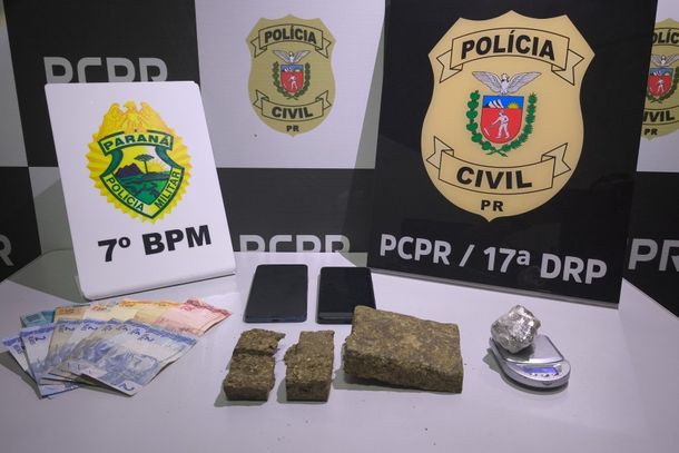 Pol&iacute;cia apreendeu 384 gramas de maconha, balan&ccedil;a de precis&atilde;o, dinheiro e outros materiais durante a&ccedil;&atilde;o conjunta em Tuneiras do Oeste.