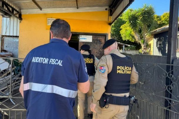 Fiscaliza&ccedil;&atilde;o integrada vistoriou estabelecimentos de sucatas em diferentes regi&otilde;es do Paran&aacute;, incluindo Umuarama e P&eacute;rola.