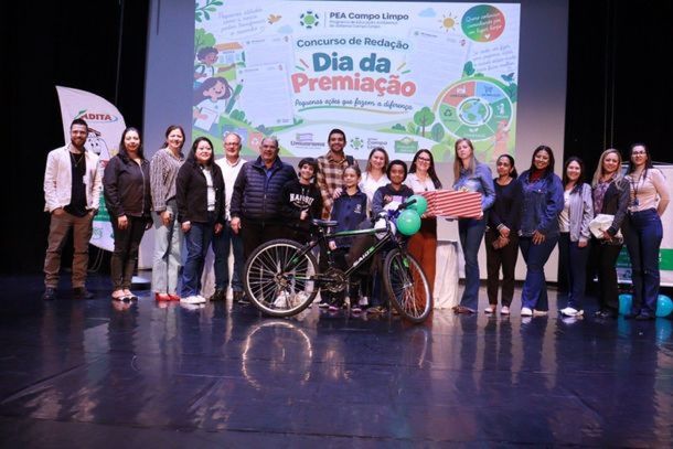 Criatividade que cuida do meio ambiente! Estudantes de Umuarama foram premiados no concurso do PEA Campo Limpo, que reuniu 1.270 alunos do 5&ordm; ano.
