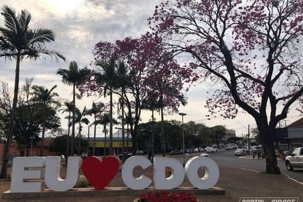A previs&atilde;o para esta quarta-feira (14) indica chuva em Cruzeiro do Oeste, com temperaturas entre 19&deg;C e 24&deg;C. 