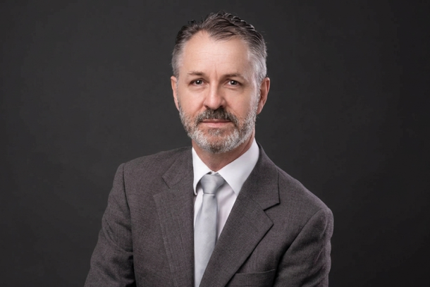 O ginecologista Dr. Robson Parzianello passa a atender na Policl&iacute;nica Bremm, em Foz do Igua&ccedil;u.