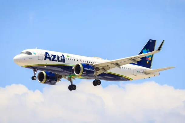 Cancelamentos fazem passageiros trocarem avi&atilde;o por &ocirc;nibus entre Foz e Cascavel