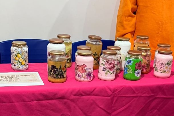 Detentas de Foz aprendem a fabricar produtos reciclados e planejar o pr&oacute;prio neg&oacute;cio