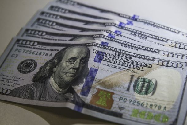 D&oacute;lar dispara ap&oacute;s reelei&ccedil;&atilde;o de Lula e chega a R$ 5,60; veja a cota&ccedil;&atilde;o em Ciudad del Este