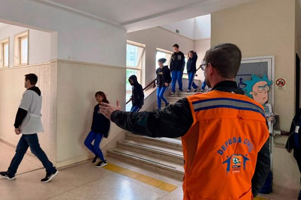 Escolas de Foz ter&atilde;o novos protocolos para temporais, granizo e alagamentos