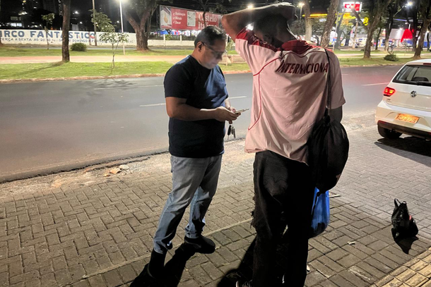 Opera&ccedil;&atilde;o aborda 20 pessoas em situa&ccedil;&atilde;o de rua e encaminha 12 para abrigos