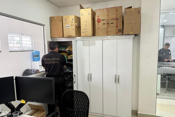 Vale de 10 litros de gasolina vira alvo de investiga&ccedil;&atilde;o da PF por compra de votos