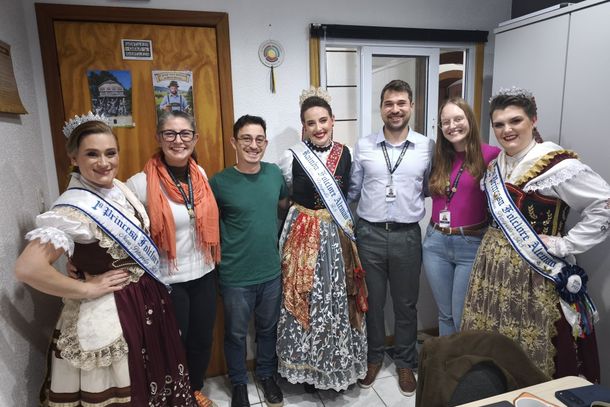Servidores p&uacute;blicos.
