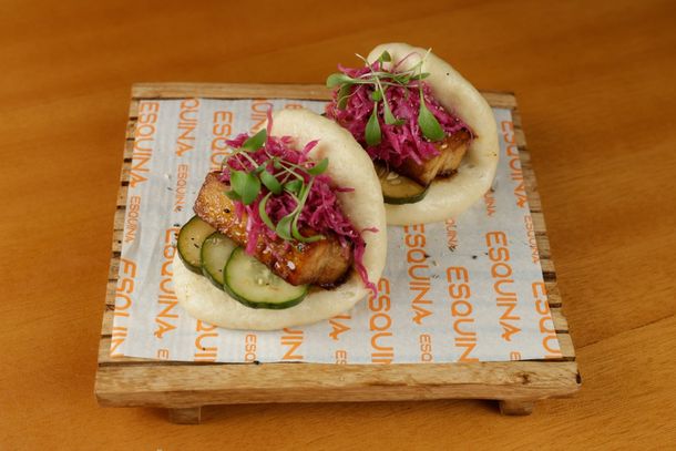 "Barriga & Bao" &eacute; um dos destaques do menu do Esquina Bar e Cozinha.