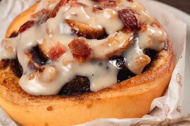 Cinnamon Roll.