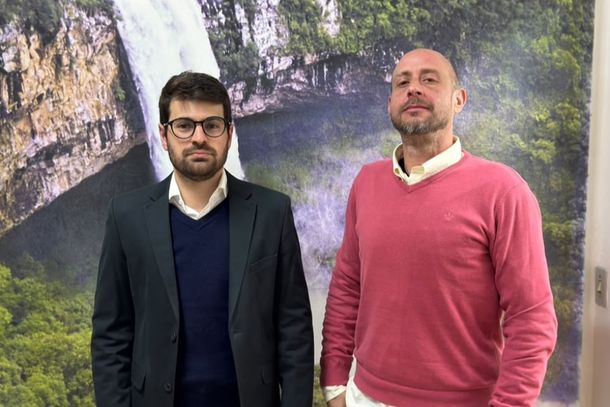Vereadores Jer&ocirc;nimo Terra Rolim e Rodrigo Rodrigues.
