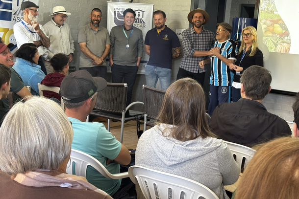 Dia de Campo de Citricultura aproxima produtores e ind&uacute;stria local em Gramado