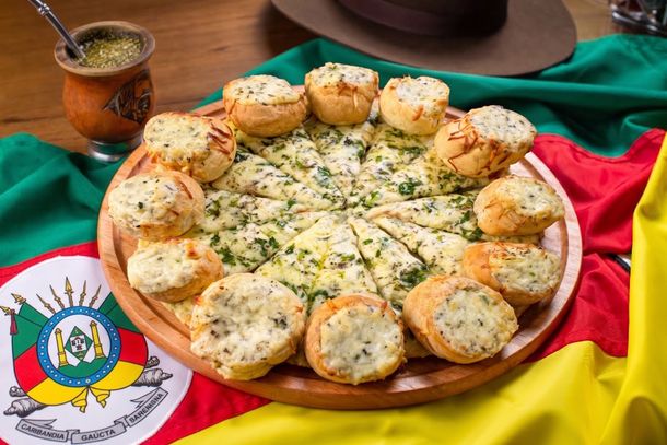 Pizza de P&atilde;o de Alho.