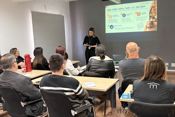 Legislativo promove capacita&ccedil;&atilde;o sobre Emendas Impositivas para vereadores e servidores