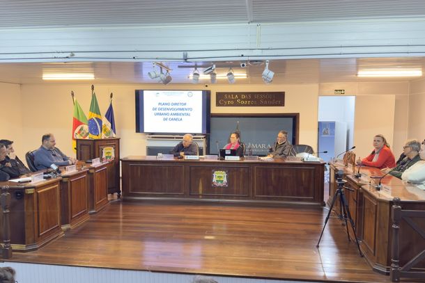 C&acirc;mara de Canela recebe apresenta&ccedil;&atilde;o de nova minuta do Plano Diretor do munic&iacute;pio