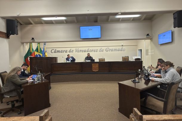 Cinco mat&eacute;rias come&ccedil;am a tramitar na C&acirc;mara de Gramado na &uacute;ltima segunda-feira (26)