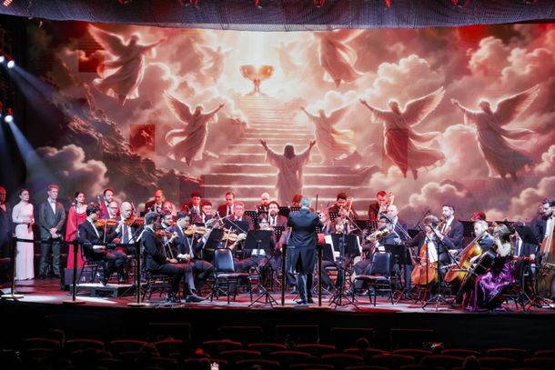 Com repert&oacute;rio surpreendente, Natal Luz In Concert estreia no 41&ordm; Natal Luz de Gramado