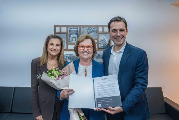 Festuris Gramado entrega convite oficial da 38&ordf; edi&ccedil;&atilde;o a lideran&ccedil;as do Rio Grande do Sul