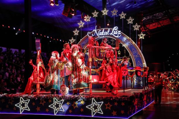 Natal Luz de Gramado oferece desconto no Passaporte Experience do Grande Desfile de Natal